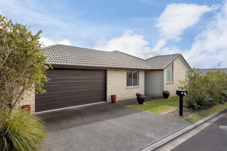 Photo of property in 20 Vista Close, Omokoroa, 3114