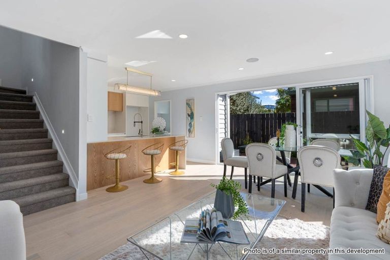 Photo of property in 123b Forrest Hill Road, Forrest Hill, Auckland, 0620