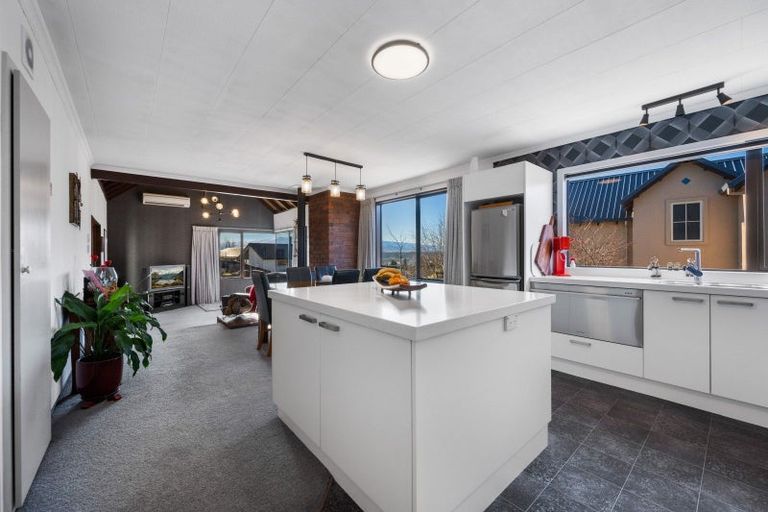 Photo of property in 39 Kamaka Crescent, Bridge Hill, Alexandra, 9320