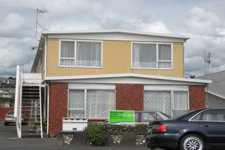 Photo of property in 1/323 Saint Aubyn Street, New Plymouth, 4310