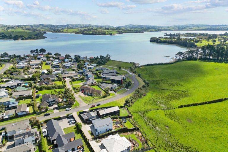 Photo of property in 6b Goble Road, Clarks Beach, Pukekohe, 2679