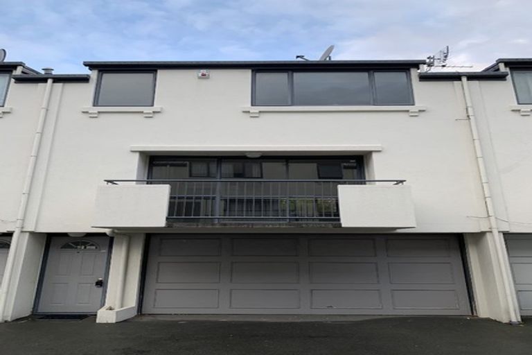 Photo of property in 4/213 Worcester Street, Christchurch Central, Christchurch, 8011