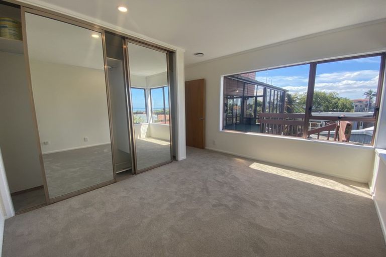 Photo of property in 237 Te Atatu Road, Te Atatu South, Auckland, 0610