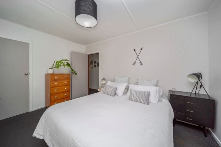 Photo of property in 117f Seaview Road, Westown, New Plymouth, 4310