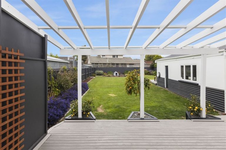 Photo of property in 15 Bletsoe Avenue, Spreydon, Christchurch, 8024