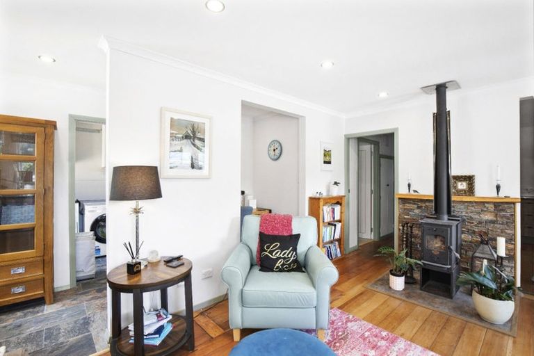 Photo of property in 64 Te Roto Road, Otaki, 5512