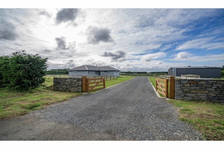 Photo of property in 15 Wilcox Road, Seaward Bush, Invercargill, 9871