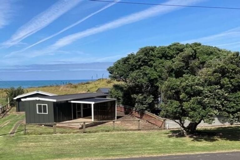 Photo of property in 17 Coleman Avenue, Waverley, 4591