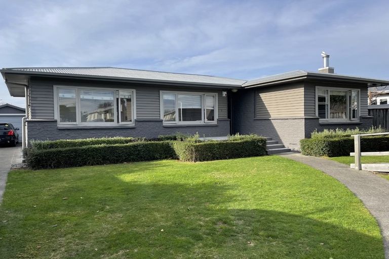 Photo of property in 7 Palmerston Road, Havelock North, 4130