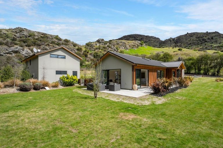 Photo of property in 62 Morven Ferry Road, Arrow Junction, Queenstown, 9371