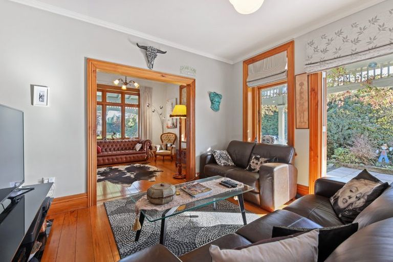 Photo of property in 150 High Street, Oxford, 7430