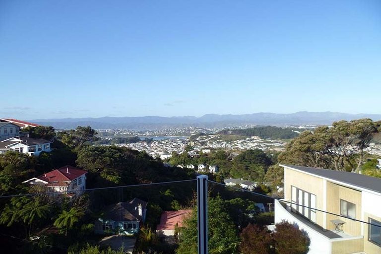 Photo of property in 51 Fortunatus Street, Brooklyn, Wellington, 6021