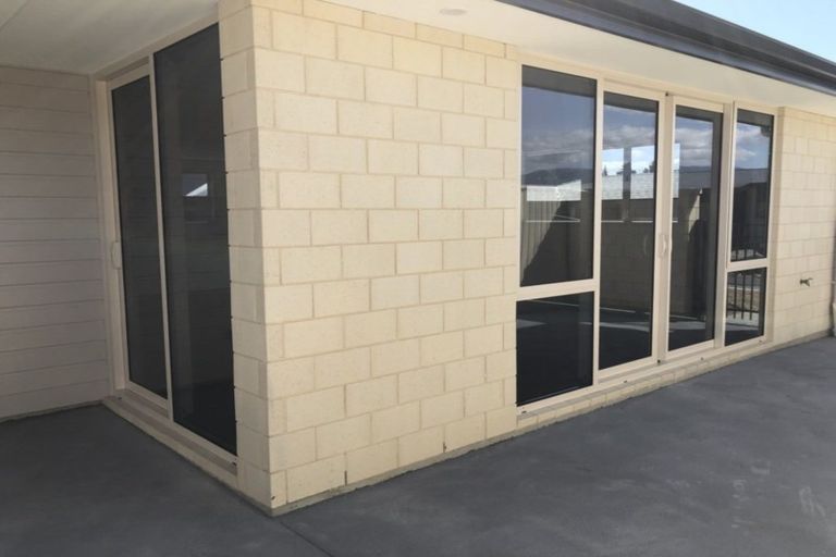 Photo of property in 5 Kinnaird Close, Alexandra, 9320