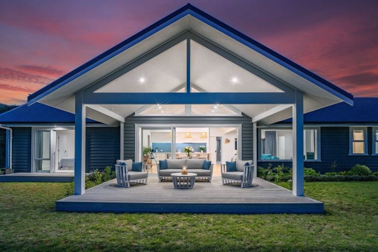 Photo of property in 169b Mapara Road, Acacia Bay, Taupo, 3385