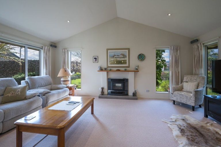 Photo of property in 76 Templemore Drive, Richmond, 7020