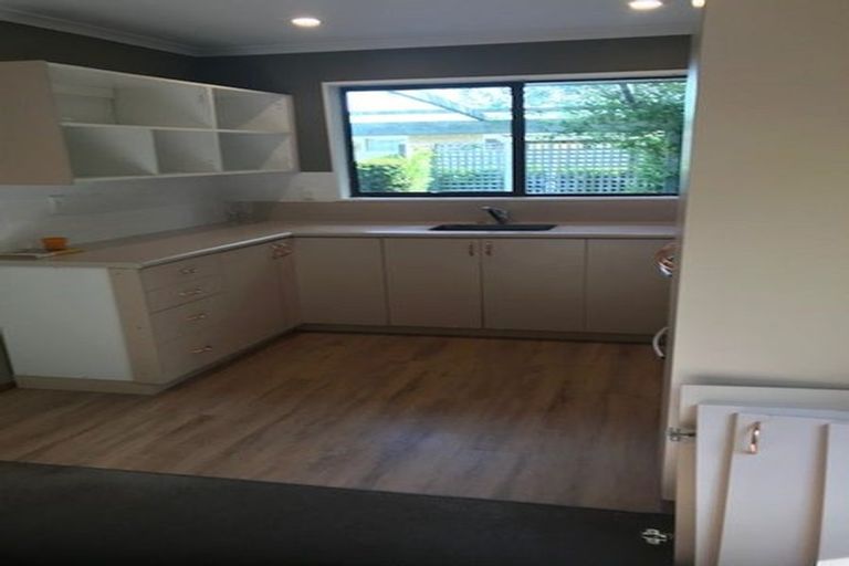 Photo of property in 1/54 Hills Road, Edgeware, Christchurch, 8013