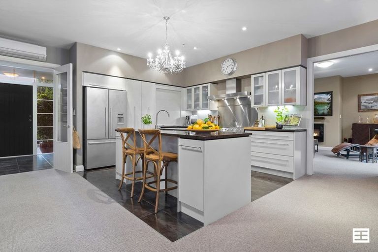 Photo of property in 2 Portofina Court, Papamoa Beach, Papamoa, 3118