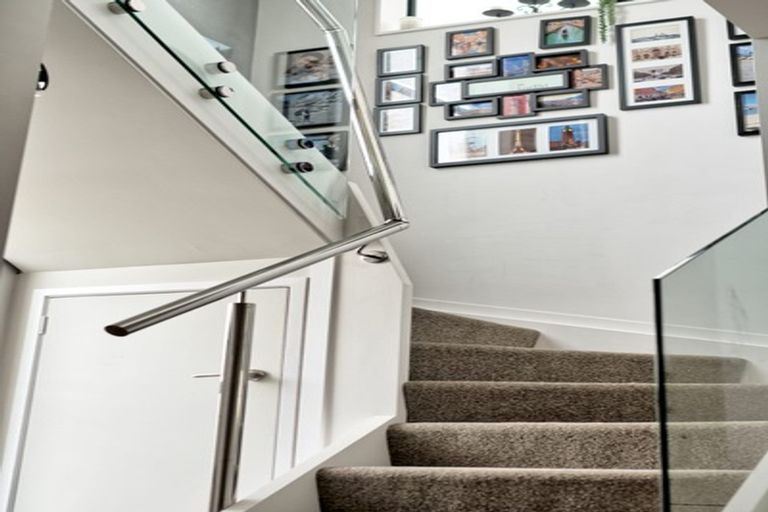 Photo of property in 42 Makamaka Lane, Albany Heights, Auckland, 0632