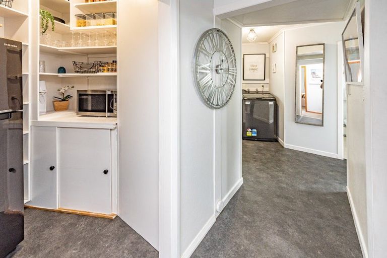 Photo of property in 17 Tulloch Street, Saint Johns Hill, Whanganui, 4500