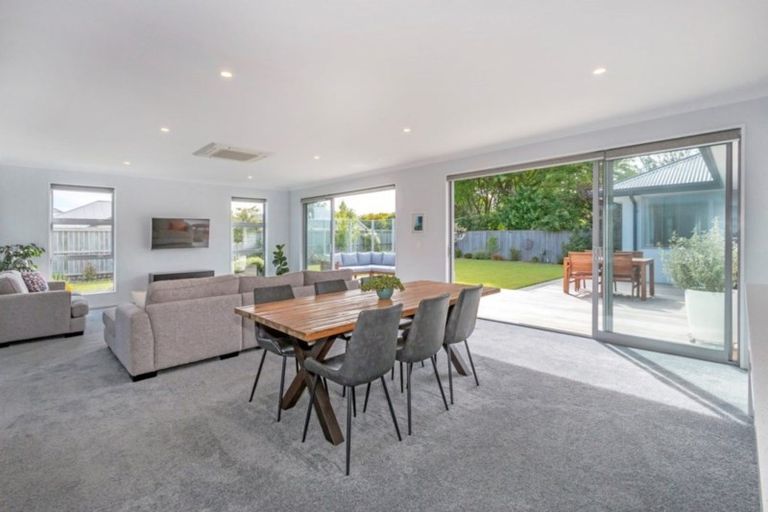 Photo of property in 80 Cairnbrae Drive, Prebbleton, 7604