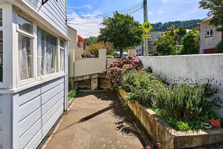 Photo of property in 81 Hill Street, Thorndon, Wellington, 6011
