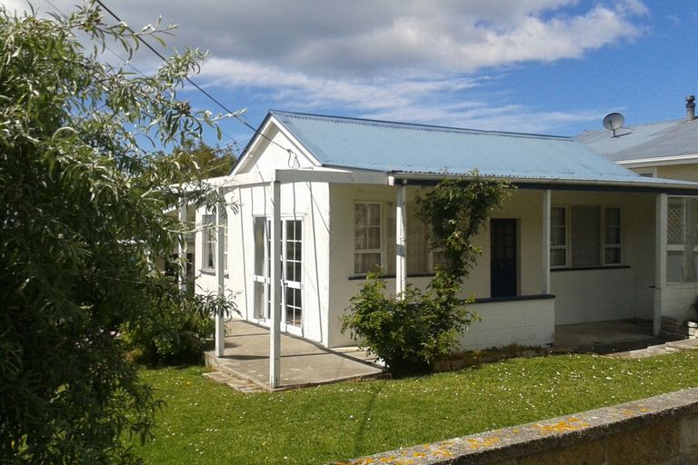 Photo of property in 21 Greta Street, South Hill, Oamaru, 9400