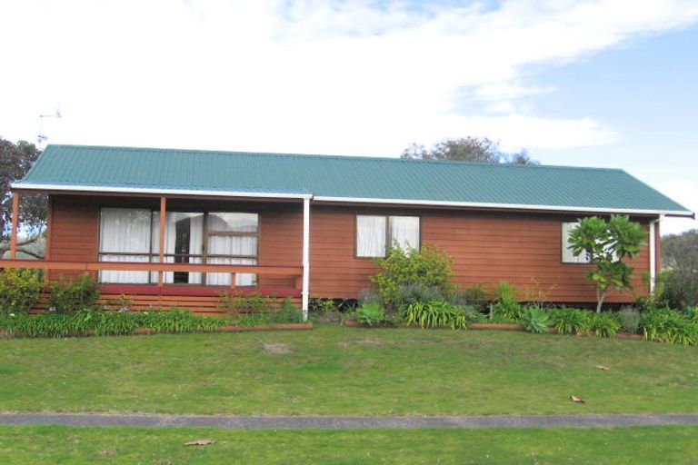 Photo of property in 2 Prescott Place, Pauanui, Hikuai, 3579