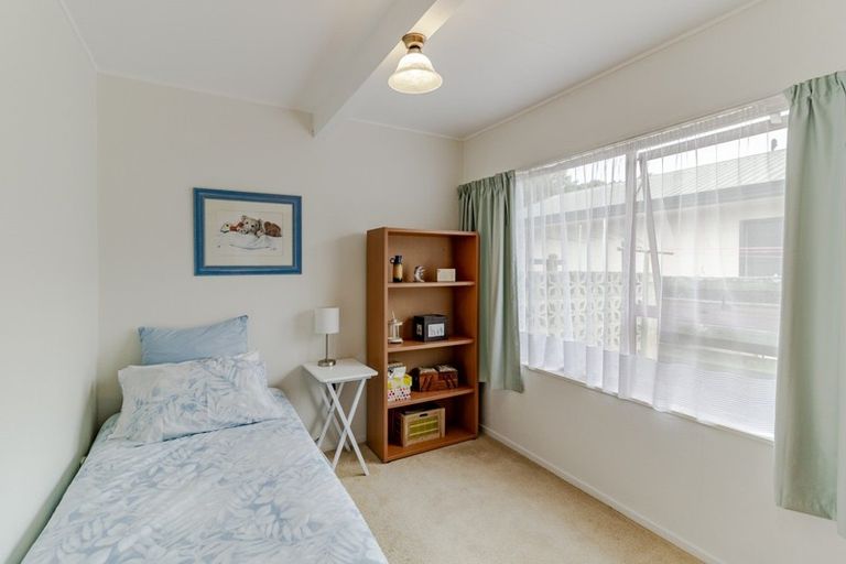 Photo of property in 2/19 Church Road, Taradale, Napier, 4112