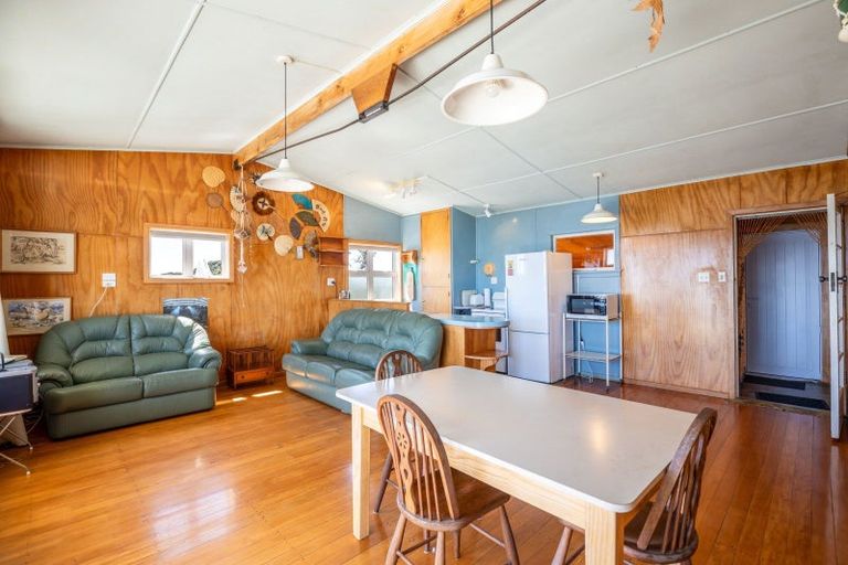 Photo of property in 3 Wanaka Terrace, Bell Block, New Plymouth, 4312