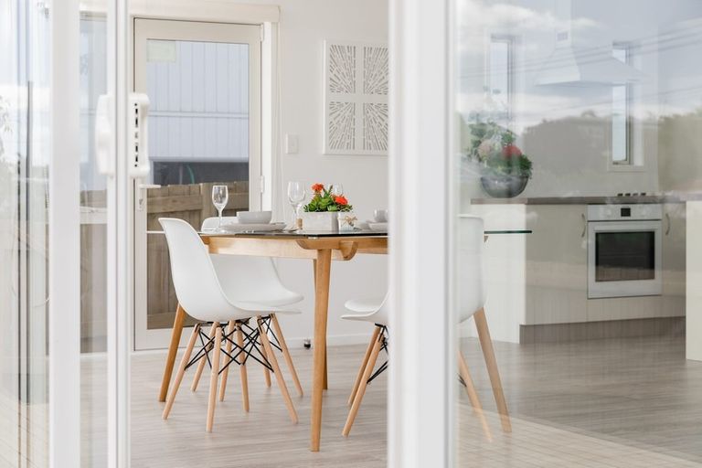 Photo of property in 100a Simpson Road, Papamoa Beach, Papamoa, 3118