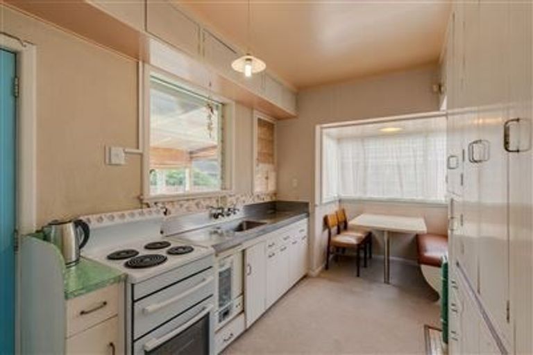 Photo of property in 303 Hills Road, Mairehau, Christchurch, 8013