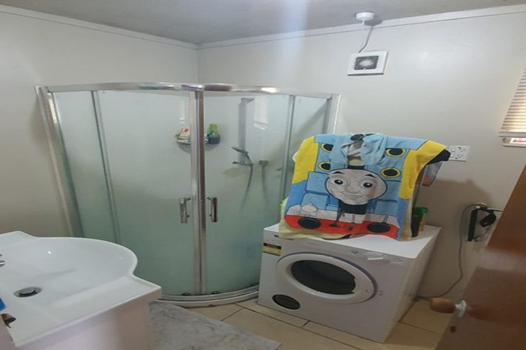 Photo of property in 14a Phillip Street, Johnsonville, Wellington, 6037