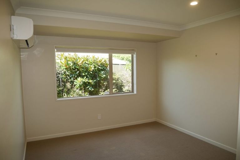 Photo of property in 19 Waterstone Avenue, Paraparaumu, 5032