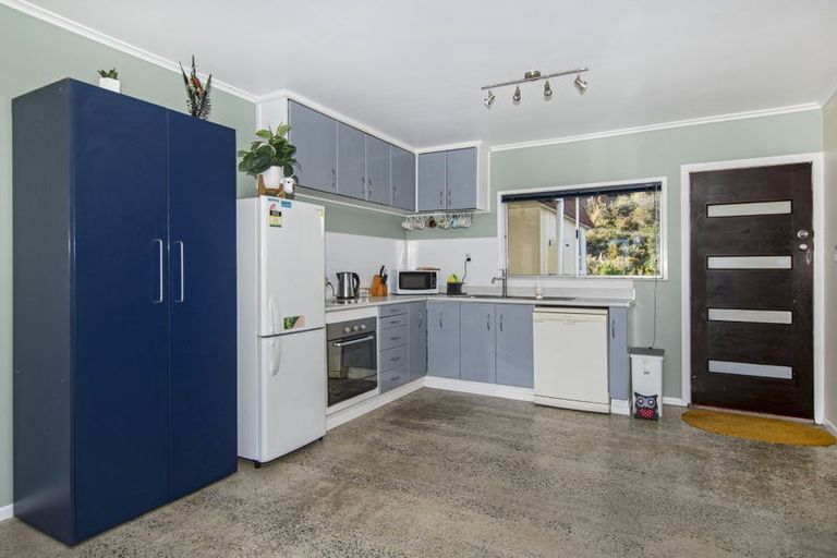 Photo of property in 70 Reotahi Road, Whangarei Heads, Whangarei, 0174