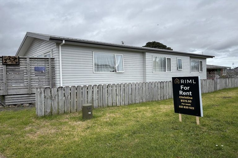 Photo of property in 60b Wellington Street, Pukekohe, 2120