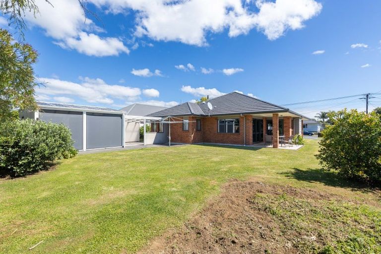 Photo of property in 59 Lismore Street, Merrilands, New Plymouth, 4312