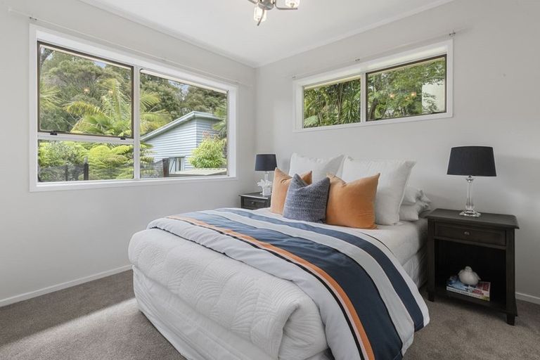 Photo of property in 2/20 Flavia Close, Torbay, Auckland, 0630