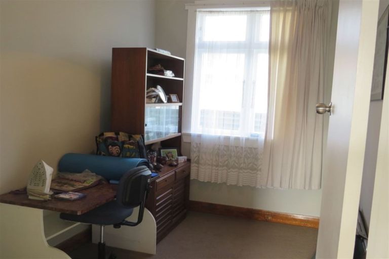 Photo of property in 30 Sussex Street, Levin, 5510