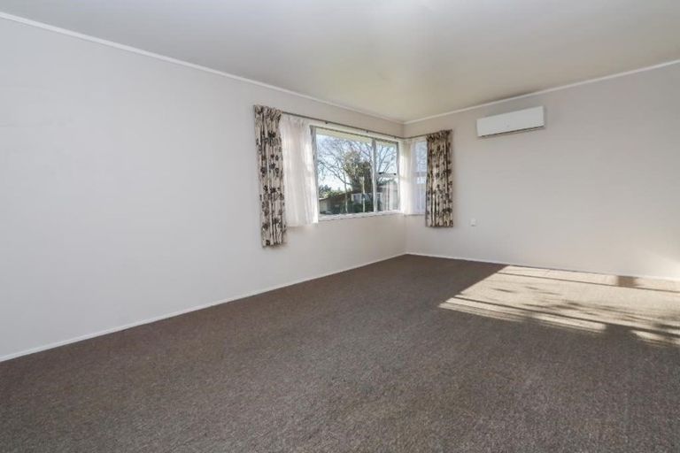 Photo of property in 6 Splitt Avenue, Glenview, Hamilton, 3206