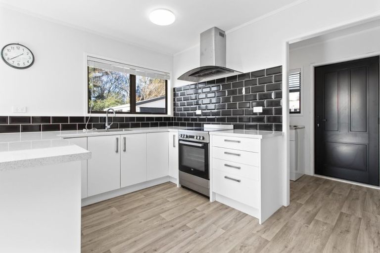 Photo of property in 45 Exeter Street, Glenview, Hamilton, 3206