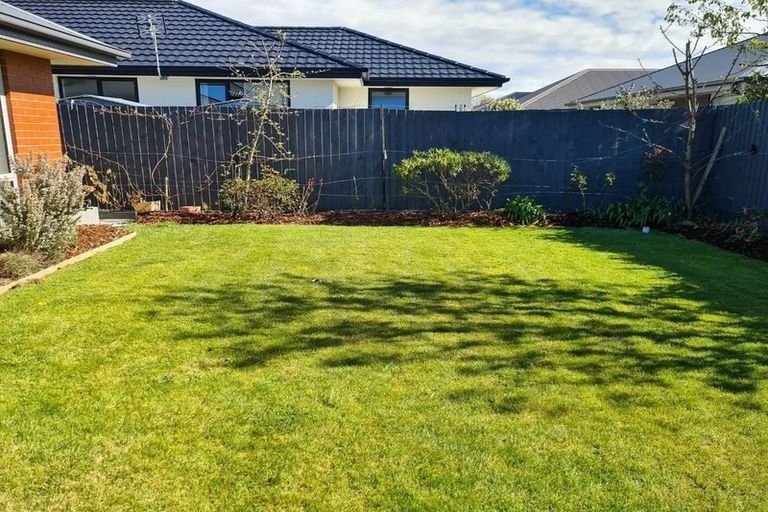 Photo of property in 16 Lockwood Street, Halswell, Christchurch, 8025