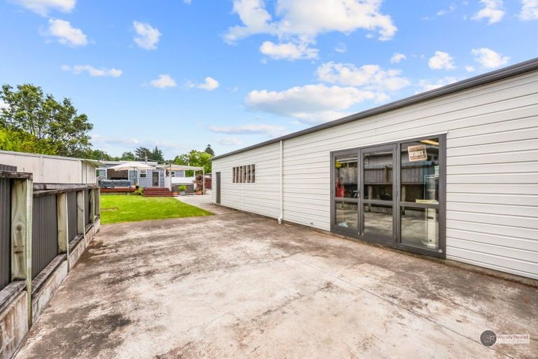 Photo of property in 79 Glen Road, Stokes Valley, Lower Hutt, 5019