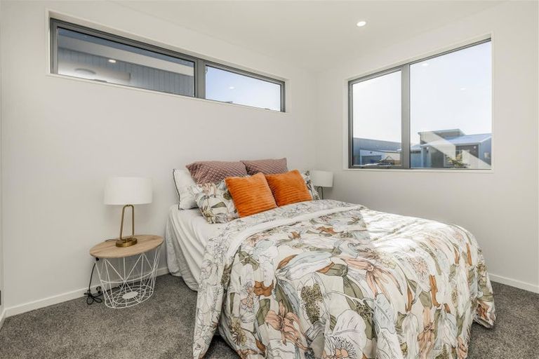 Photo of property in 15 Fredrick Hanson Road, Papakura, 2110