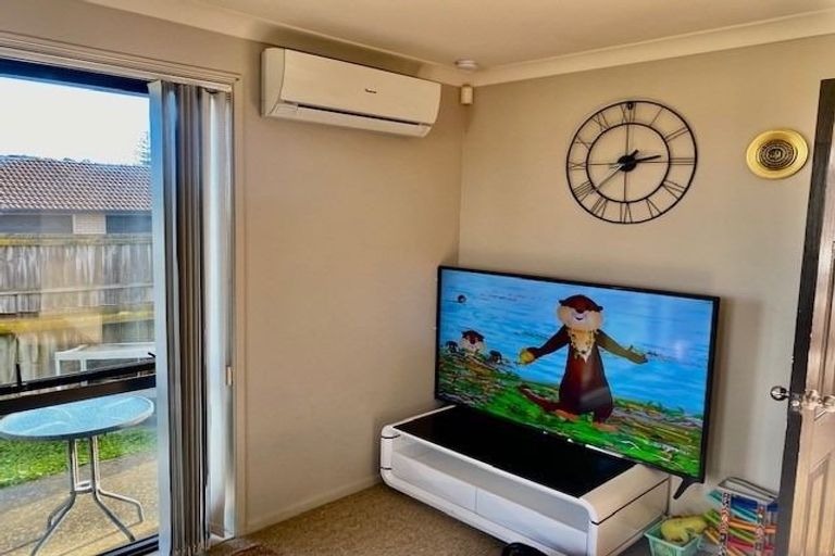 Photo of property in 132 Alfriston Road, Manurewa, Auckland, 2105