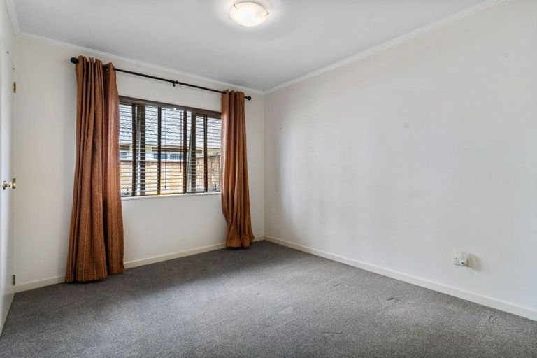 Photo of property in 32a Taka Street, Takanini, 2112