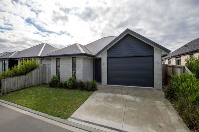 Photo of property in 7 Chris Drive, Rolleston, 7614