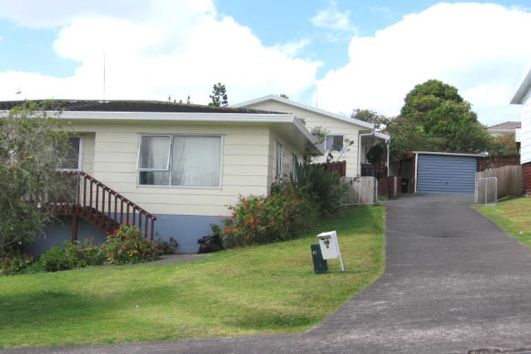 Photo of property in 1/33 Hale Crescent, Bayview, Auckland, 0629
