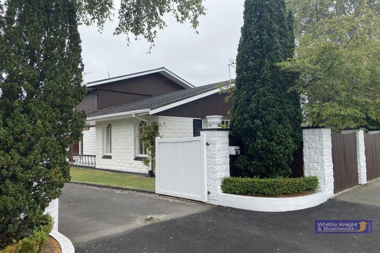 Photo of property in 1/50 Kilmarnock Street, Riccarton, Christchurch, 8011