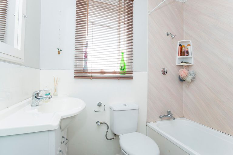 Photo of property in 1 Keiha Street, Riverdale, Gisborne, 4010