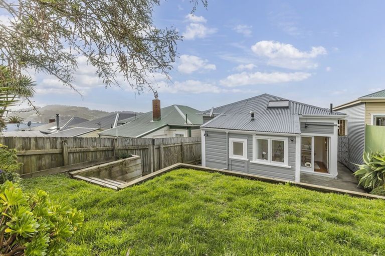 Photo of property in 9 Torquay Terrace, Newtown, Wellington, 6021